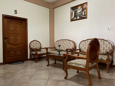 Sala del edificio del hotel (1)